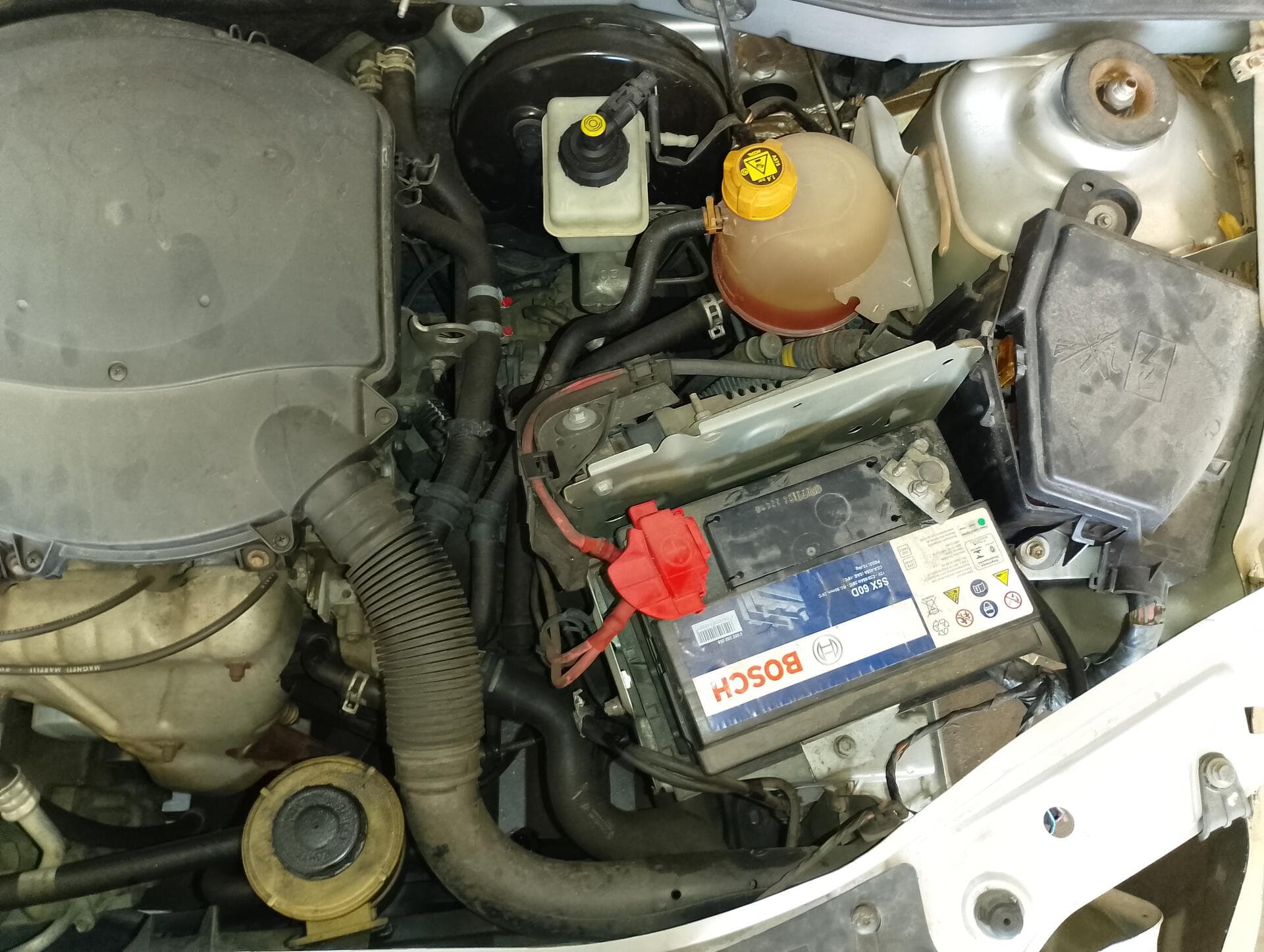 RENAULT/LOGAN EXP 16 HP - 2013/2013 | BICOMBUSTÍVEL - leilão extrajudicial - Bayeux PB - lance mínimo R$ 9.700