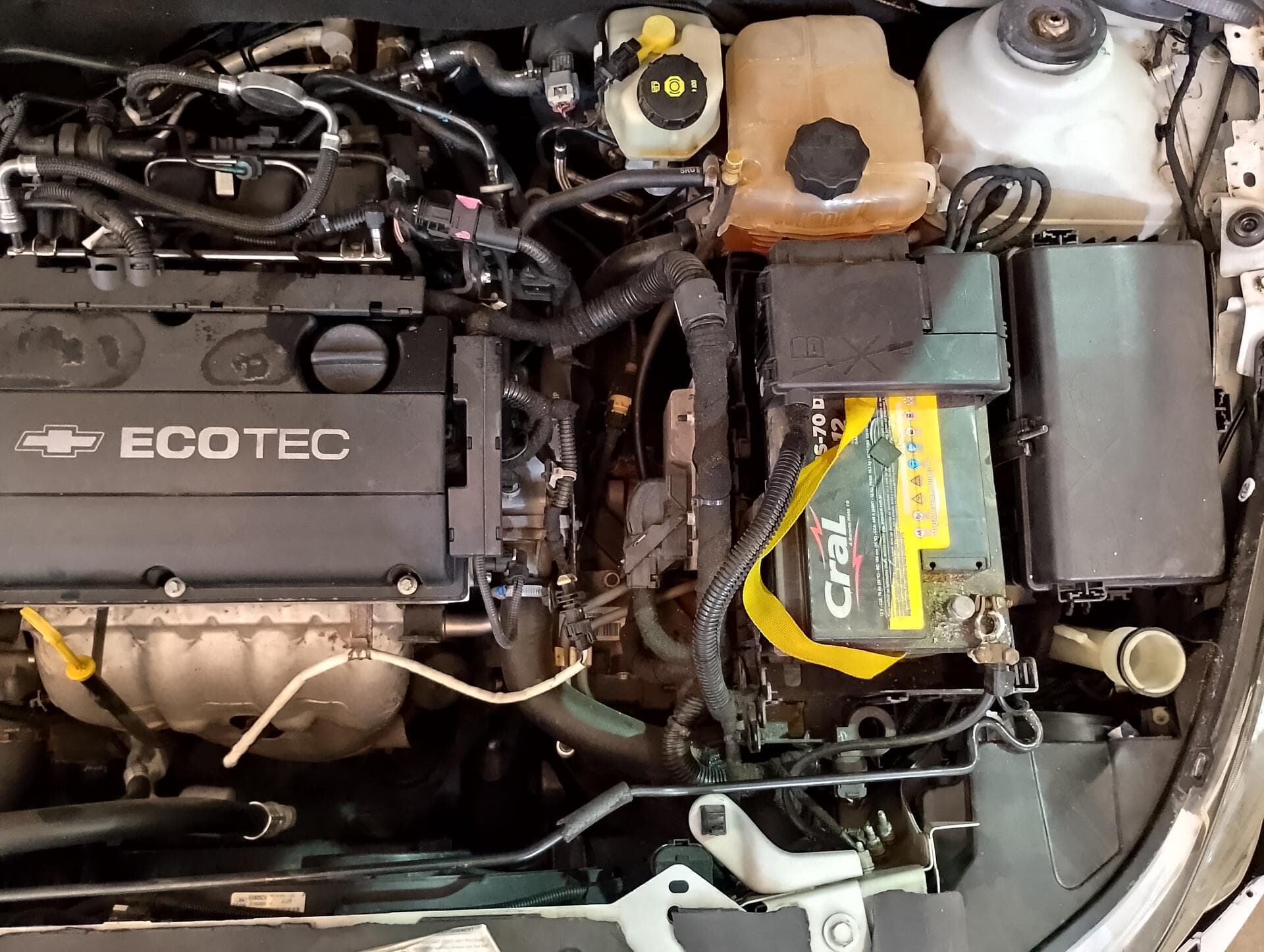 (SUCATA) CHEVROLET/CRUZE LT NB - 2013/2013 | BICOMBUSTÍVEL - leilão extrajudicial - Bayeux PB - lance mínimo R$ 9.400