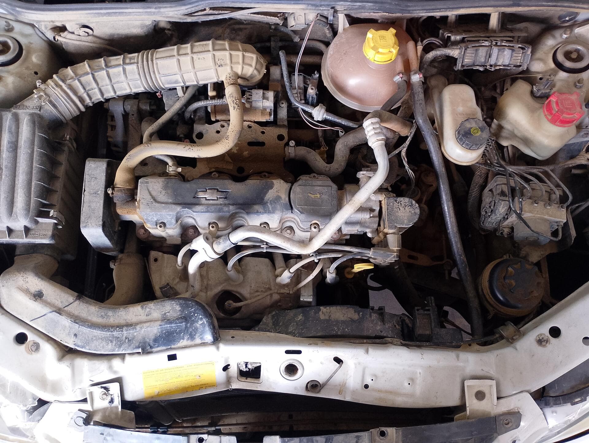 CHEVROLET/CLASSIC LS - 2015/2016 | BICOMBUSTÍVEL - leilão extrajudicial - Bayeux PB - lance mínimo R$ 12.800