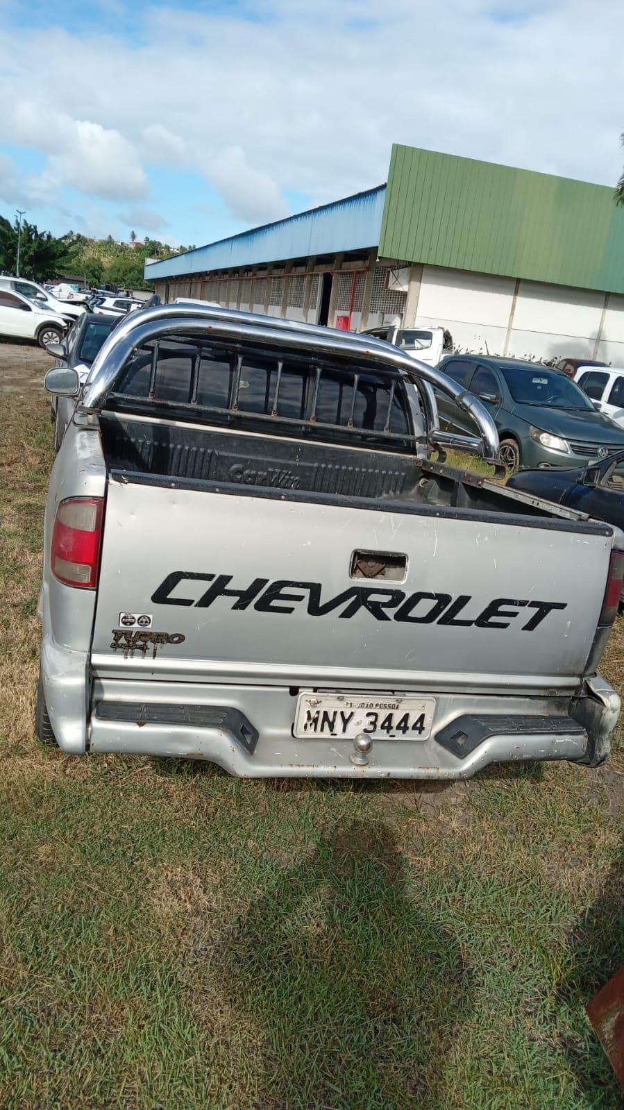 CHEVROLET/S10 DE LUXE 2.5 D 4X4 - 1999 - leilão extrajudicial - Bayeux PB - lance mínimo R$ 3.600
