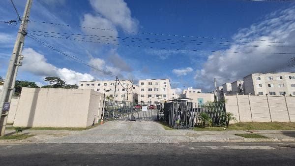 Um imóvel do tipo Apartamento, Localizado em RUA DA BELGICA, N. S/N, Apto. 003, BL 16 CAMACARI-BA - leilão extrajudicial - Não informado PB - lance mínimo R$ 181.300