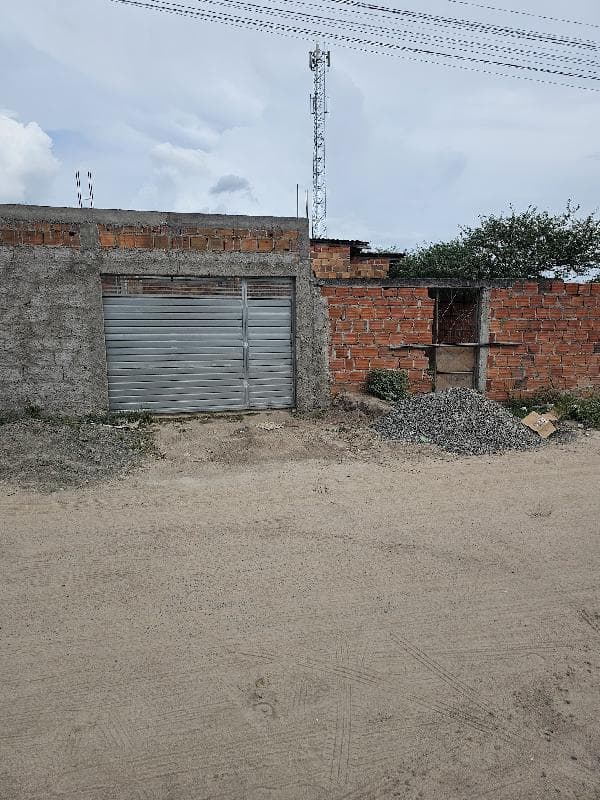 Um imóvel do tipo Casa, Localizado em RUA 01, N. 32 SAO GONCALO DOS CAMPOS-BA - leilão extrajudicial - Não informado PB - lance mínimo R$ 99.600