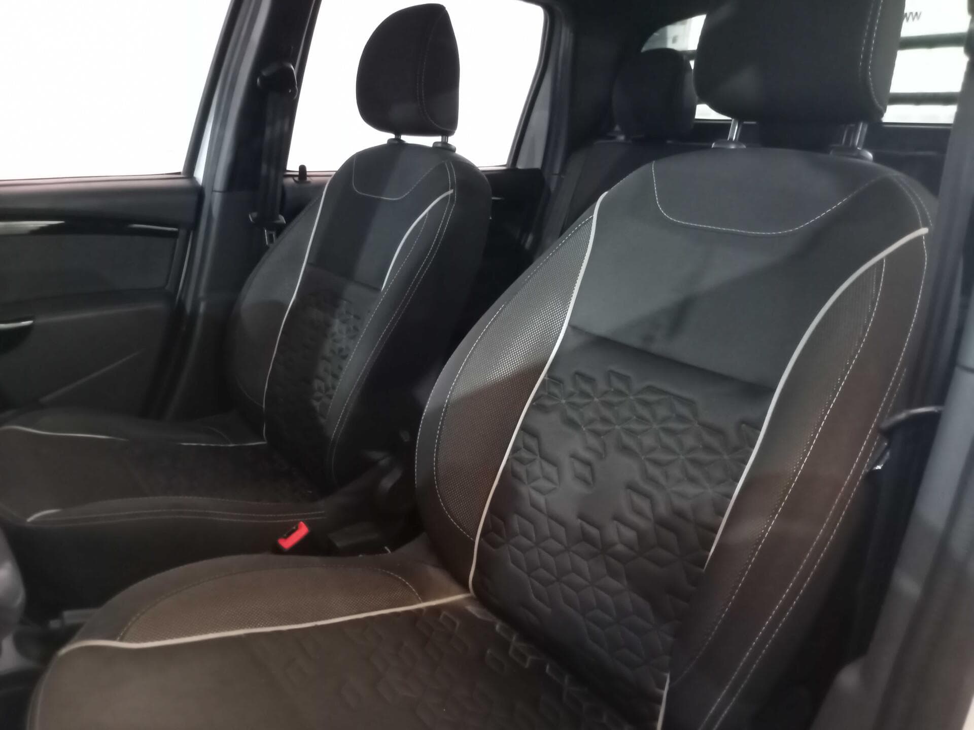 RENAULT/OROCH 20 DYN42AT - 2019/2020 - leilão extrajudicial - Bayeux PB - lance mínimo R$ 58.500